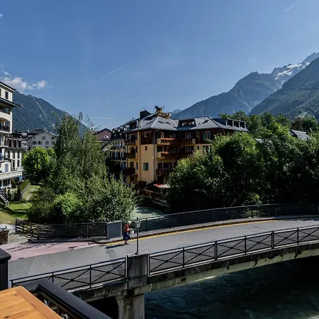 Coeur Des Alpes - A Spacious 3-bedroom With Spectacular Views Шамони