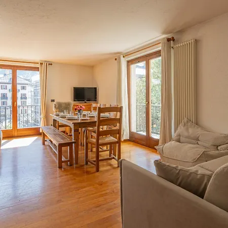 Coeur Des Alpes - A Spacious 3-bedroom With Spectacular Views * Шамони